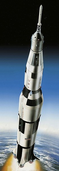 Revell 03704 - Apollo 11 Saturn V Rocket