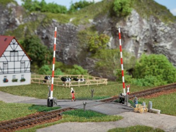 Auhagen 41604 - Beschrankter Bahnübergang  