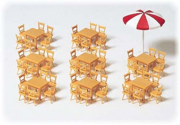Preiser 17201 - 1:87 8 tafels  48 stoelen  1 parasol