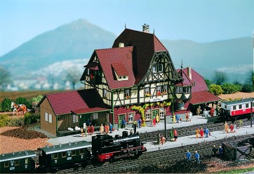 Vollmer 47522 - N Bahnhof Neuffen