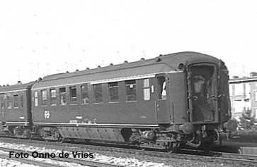 Exact train EX10055 - NS AB 51 84 38-40 158-1 Plan K Berlinerblau, mit NS Logo