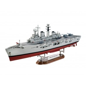 Revell 65172 - Model Set HMS Invincible (Falkla