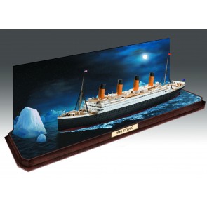 Revell 05599 - RMS Titanic + 3D Puzzle(Iceberg)