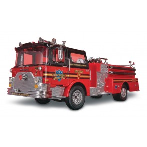 Revell 11225 - Mack Fire Pumper