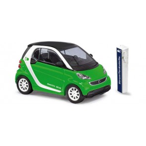 Busch 46225 - 1/87 SMART FORTWO COUPÉ ELECTRIC GRÜN 2012 