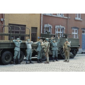 Artitec 5870054 - WM Krijgsgevangen met Amerikaanse soldaten 6x