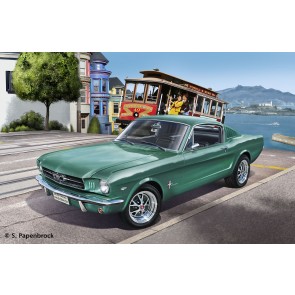 Revell 07065 - 1965 Ford Mustang 2+2 Fastbac_02_03_04_05_06